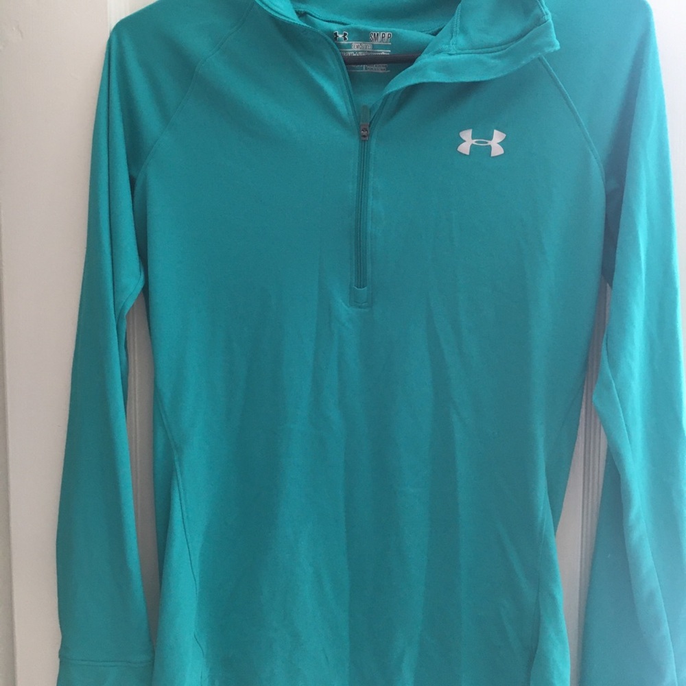 Workout quarter zip